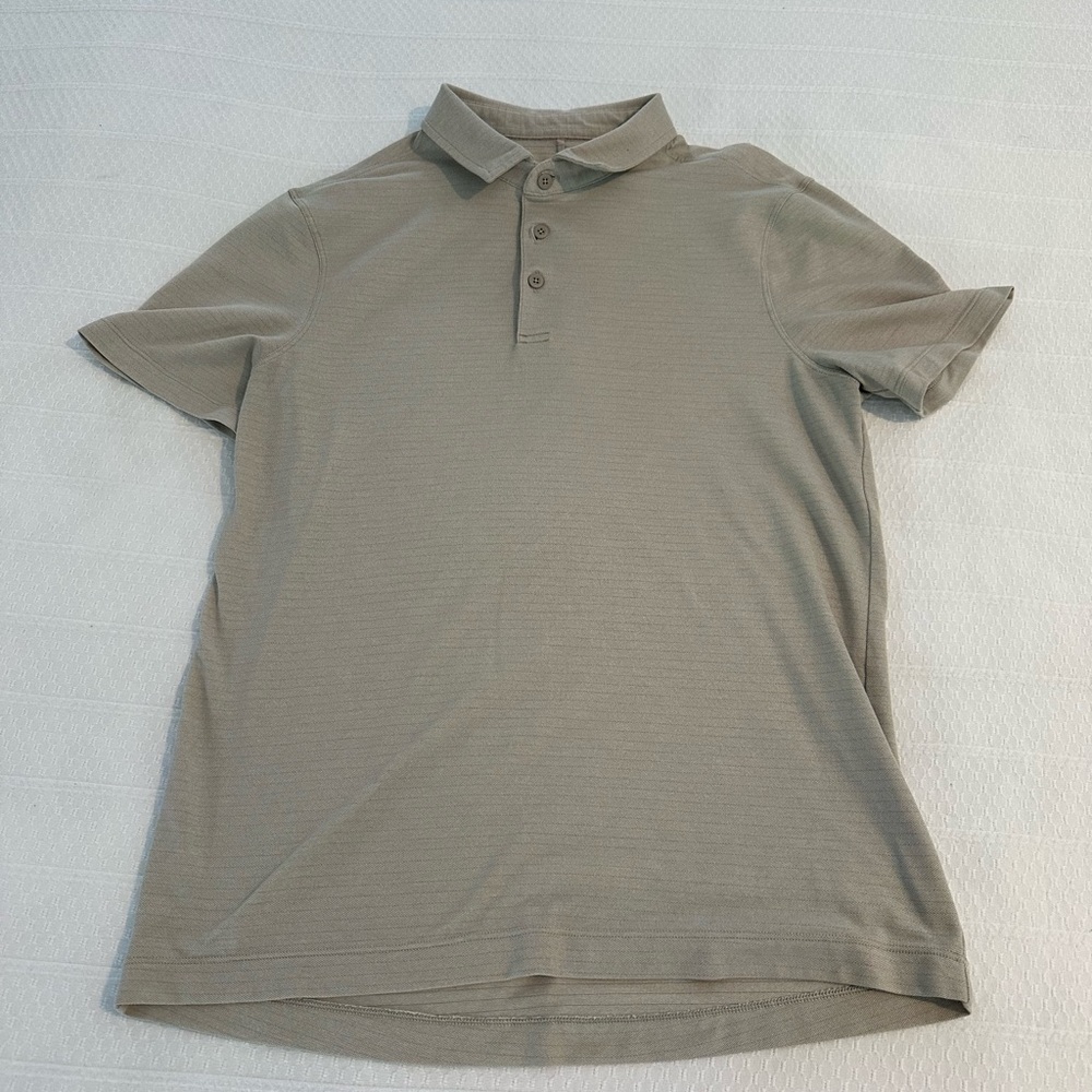 Lululemon Evolution Short-Sleeve Polo Shirt, size M